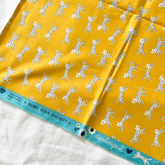 0.6 yd - Ruby Star Society - Darlings 2 - Cats - Golden - Fabric - Picture 3 of 4